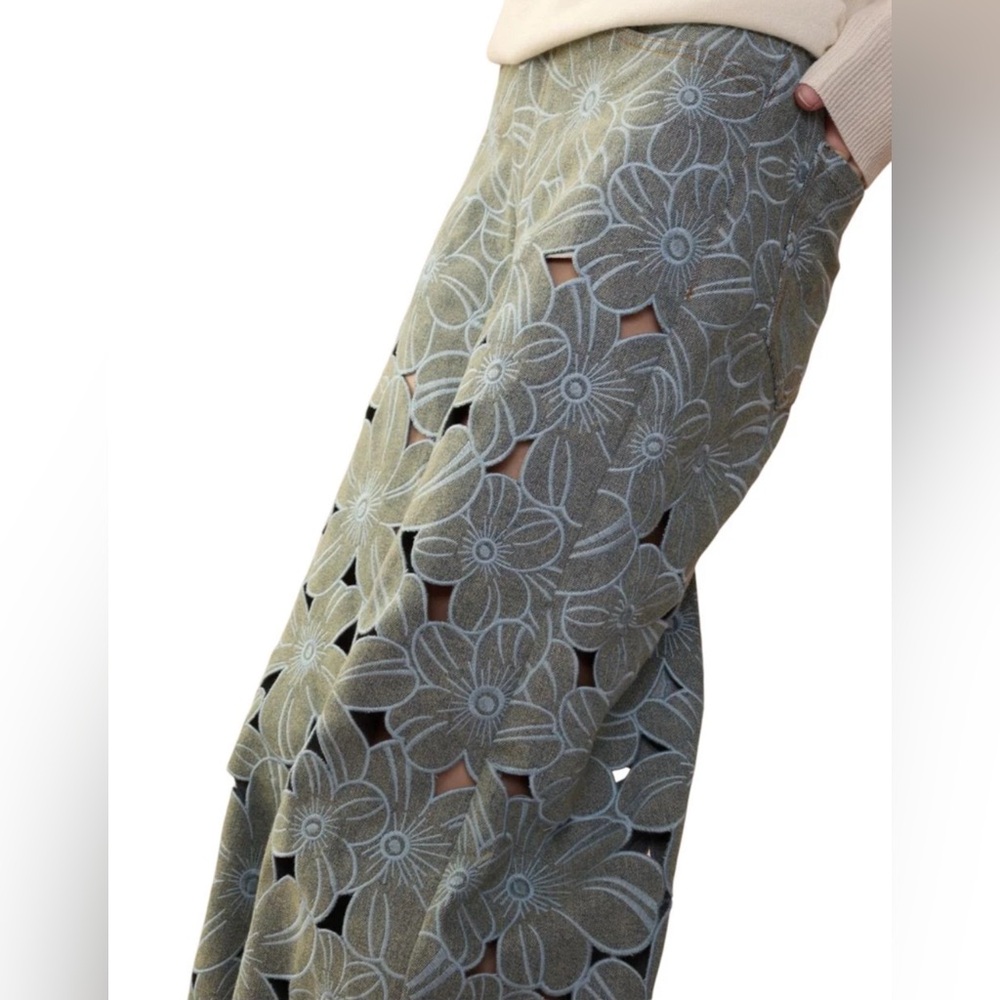 Cynthia Rowley Floral Cutout Wide-Leg Jeans in Sage and Ivory - Picture 3 of 16